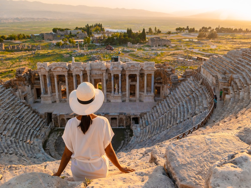 From Antalya: Full-Day Pamukkale & Hierapolis Tour w/Lunch | ®ExcursionMania