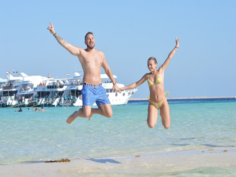 Ras Mohamed & White Island Luxury Yacht Trip Sharm el Sheikh | ®ExcursionMania