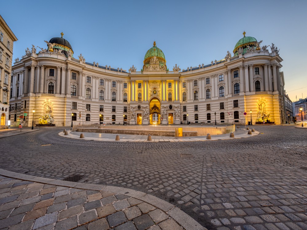 Vienna: Small Group Guided Walking Tour of City Highlights | ®ExcursionMania