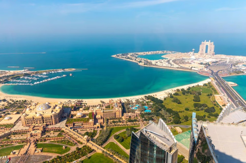 Half-Day Abu Dhabi Guided Tour With Airport & Port Pickup | ®ExcursionMania
