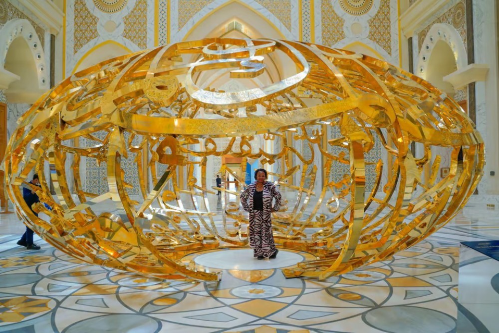 Half-Day Abu Dhabi Guided Tour With Airport & Port Pickup | ®ExcursionMania