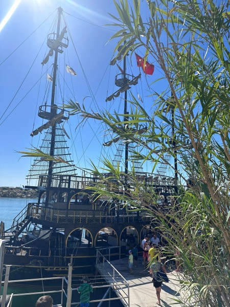 Antalya: Lara Pirate Boat Trip w/Lunch and Hotel Transfer | ®ExcursionMania