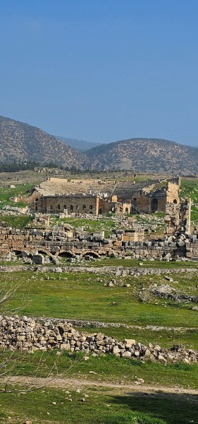 From Antalya: Full-Day Pamukkale & Hierapolis Tour w/Lunch | ®ExcursionMania