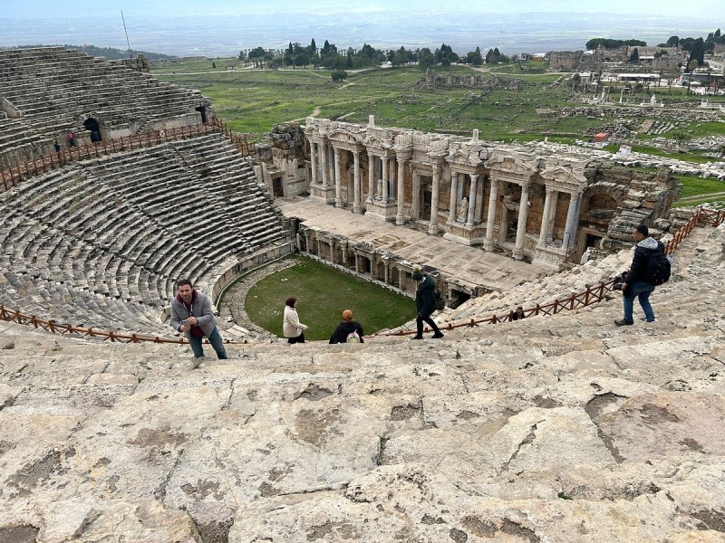 From Antalya: Full-Day Pamukkale & Hierapolis Tour w/Lunch | ®ExcursionMania