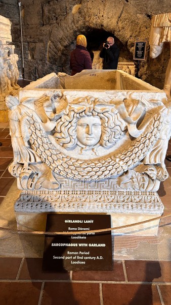 From Antalya: Full-Day Pamukkale & Hierapolis Tour w/Lunch | ®ExcursionMania