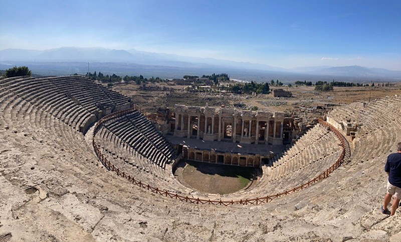 From Antalya: Full-Day Pamukkale & Hierapolis Tour w/Lunch | ®ExcursionMania