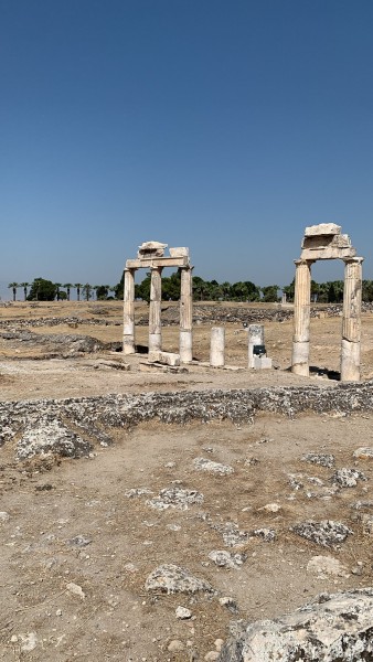 From Antalya: Full-Day Pamukkale & Hierapolis Tour w/Lunch | ®ExcursionMania