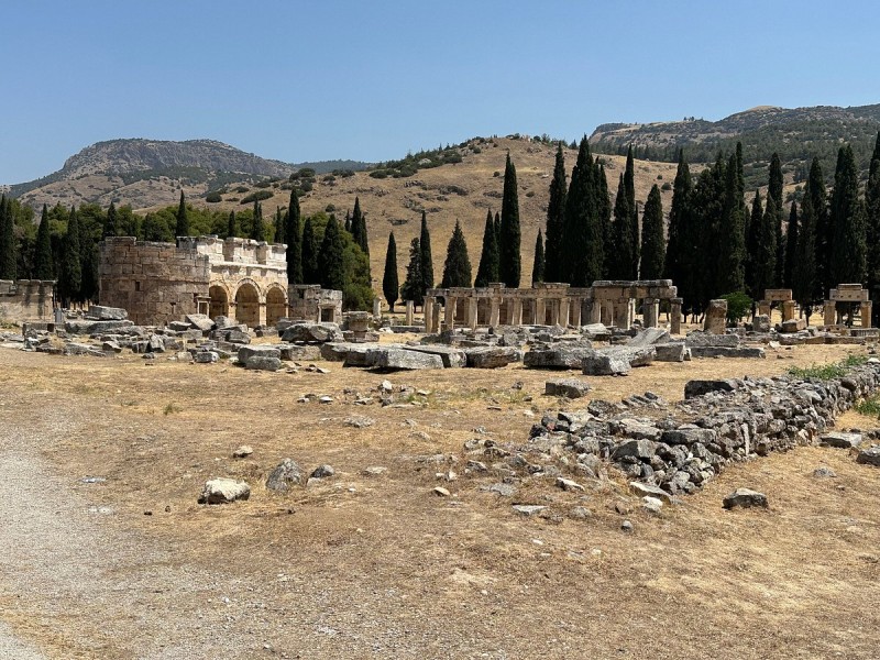 From Antalya: Full-Day Pamukkale & Hierapolis Tour w/Lunch | ®ExcursionMania